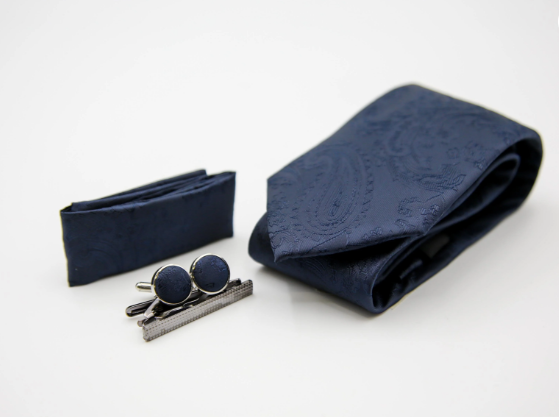 Paul Andrew- Dark Navy Paisley Tie Set (105)
