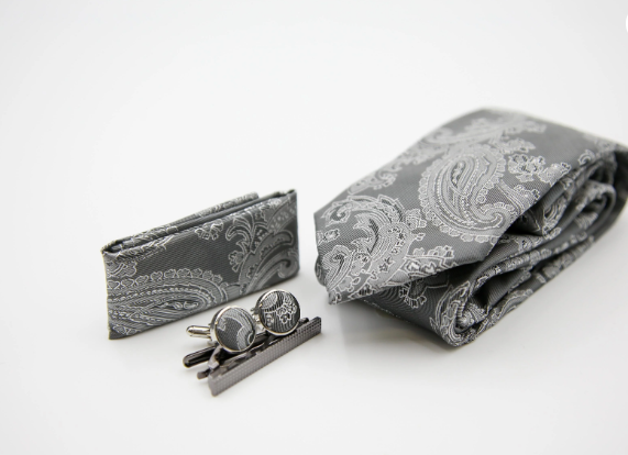 Paul Andrew- Silver Paisley Tie Set (107)