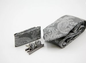 Paul Andrew- Silver Paisley Tie Set (107)