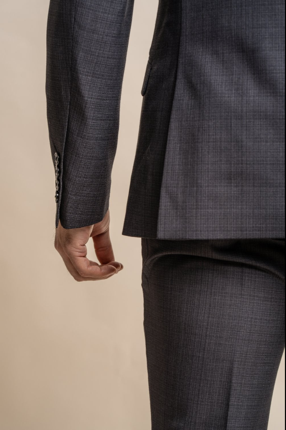 House of Cavani- Seeba Graphite Blazer