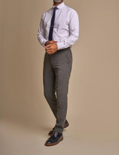 Marc Darcy- Martez Grey Tweed Check Trouser