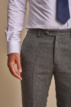 Marc Darcy- Martez Grey Tweed Check Trouser