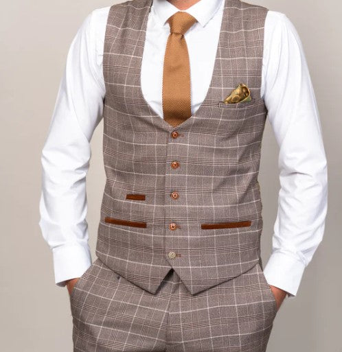 Marc Darcy- Ray Tan Check Waistcoat